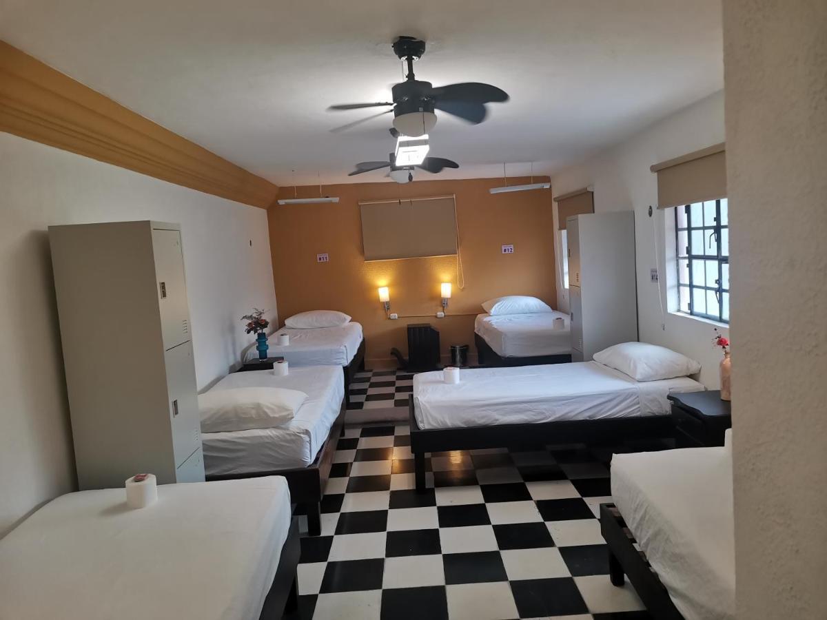 Casa San Juan Bed & Breakfast Merida Bagian luar foto