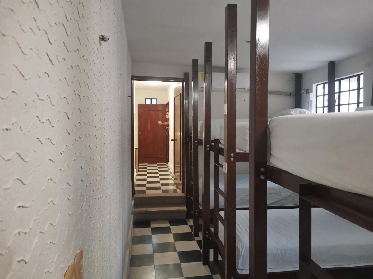 Casa San Juan Bed & Breakfast Merida Bagian luar foto