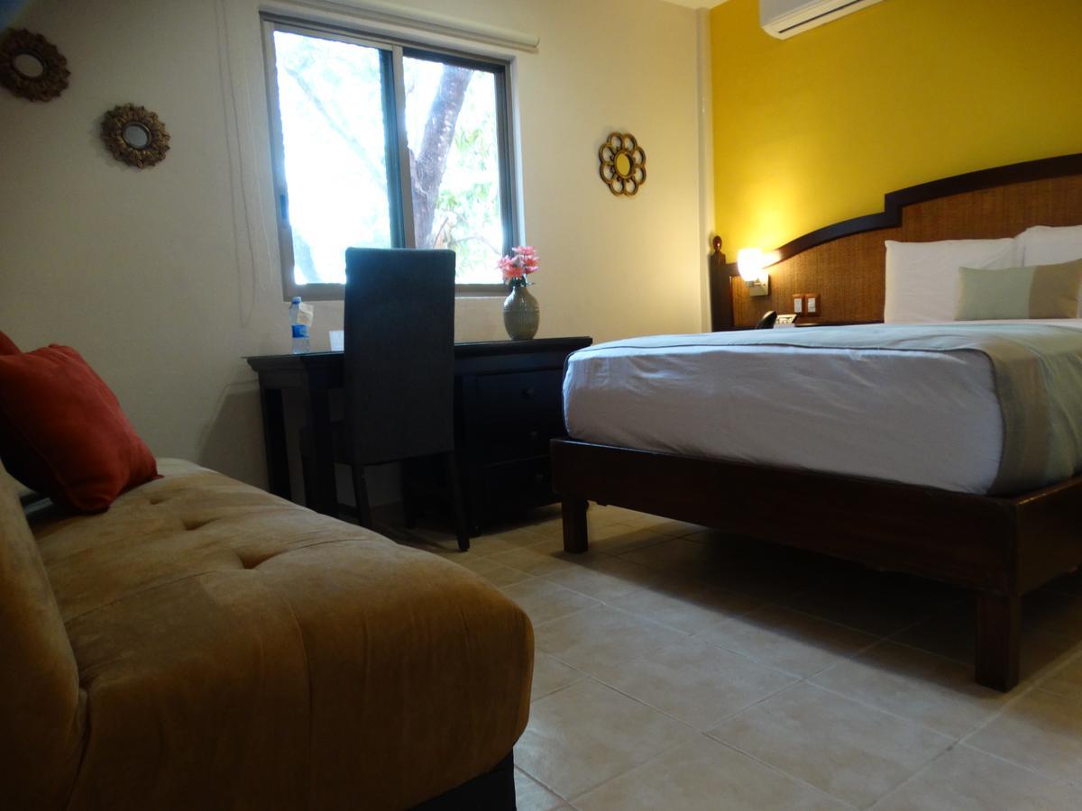 Casa San Juan Bed & Breakfast Merida Bagian luar foto